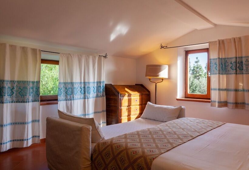سوییت جونیور لوکس, Nora Club Hotel & Spa