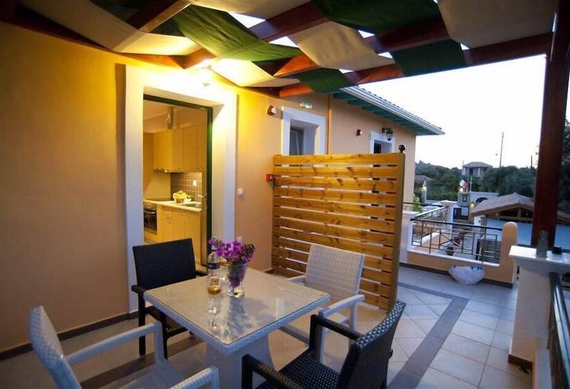 إستديو عائلى, Villa Vita Holidays