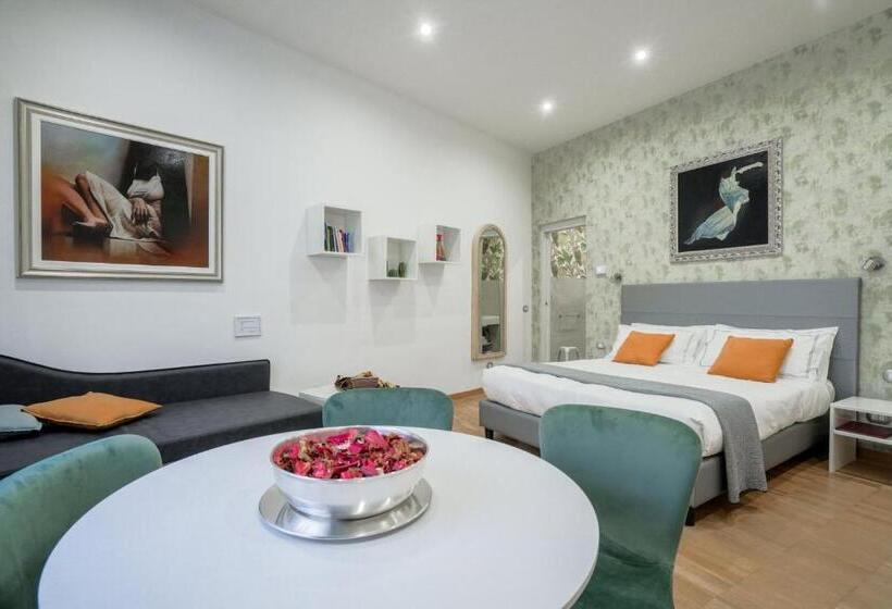 استودیوی لوکس, Monza City Rooms & Studios
