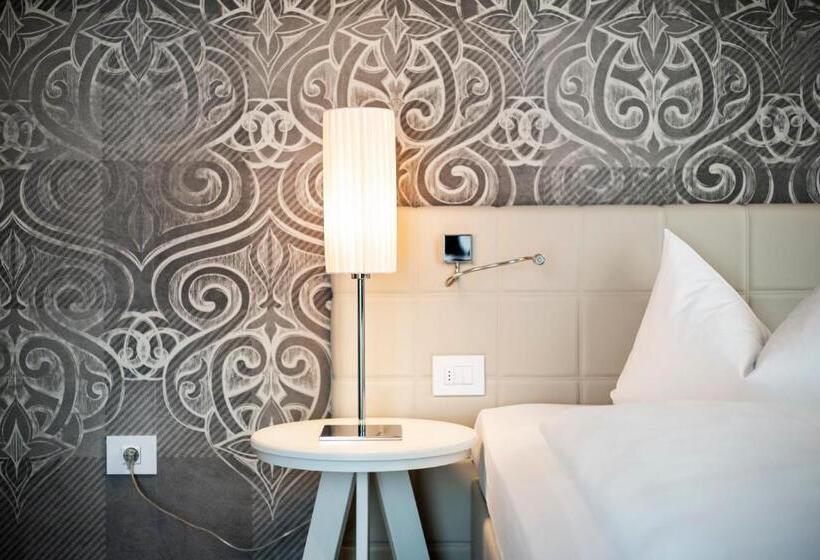 バルコニー付きデラックスルーム, Post Hotel   Tradition & Lifestyle Adults Only