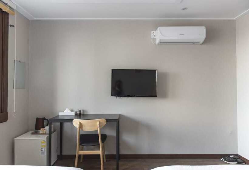 Номер Economy, Check Inn Hotel Jeju