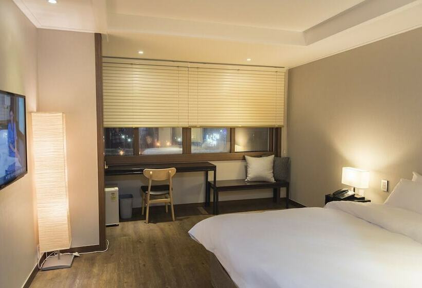 Номер Deluxe, Check Inn Hotel Jeju