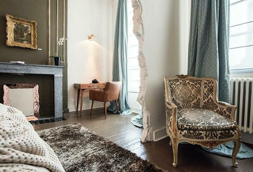 Quarto Deluxe, Ganda Rooms & Suites