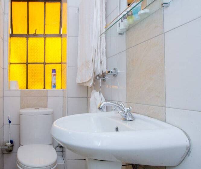 Standard Room, Capital Heights