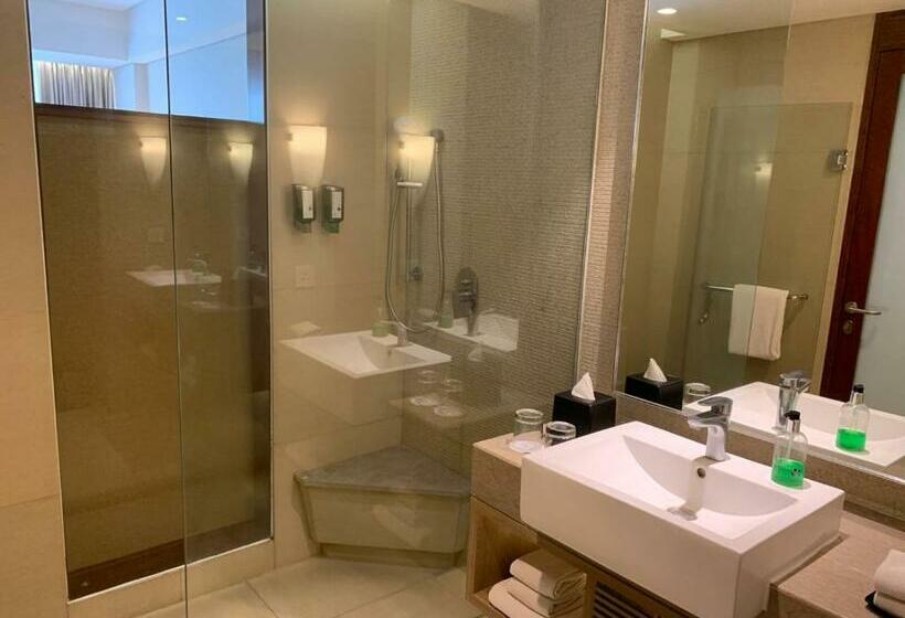 Номер Deluxe Кровать Кинг, Fairfield By Marriott Bali Legian