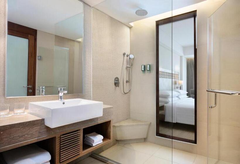 Номер Deluxe Кровать Кинг, Fairfield By Marriott Bali Legian
