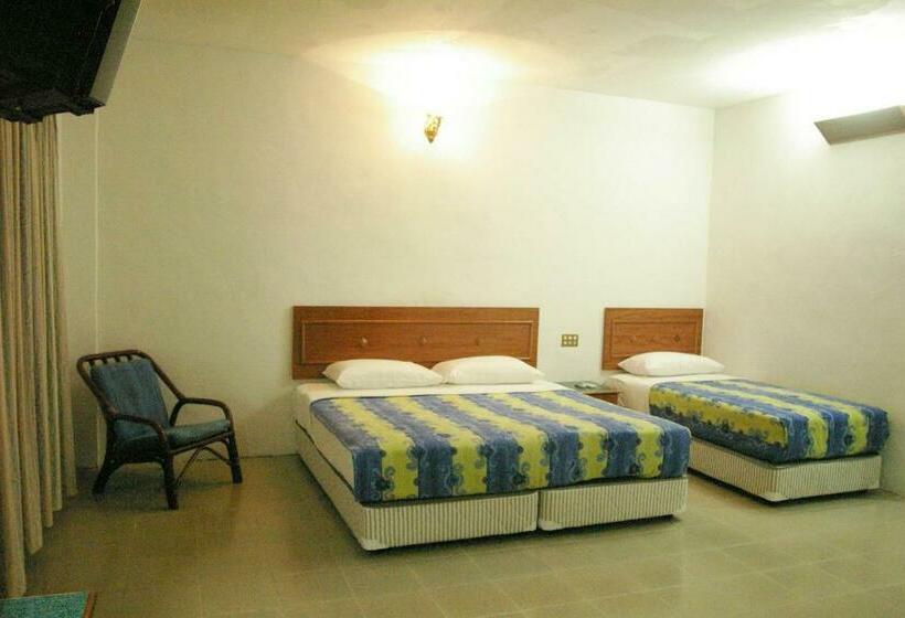 Трехместный Номер Deluxe, Pangkor Bay View Beach Resort
