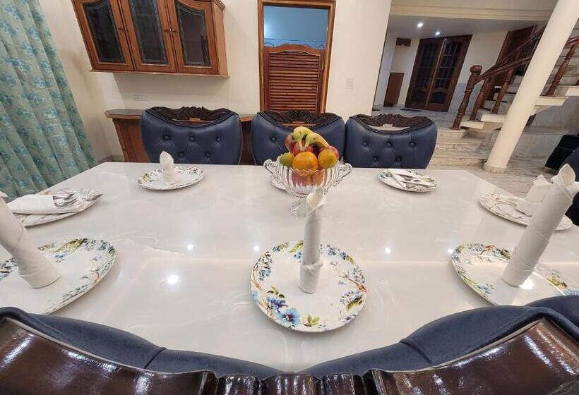 标准间, Regalia Home Sapphire Stay