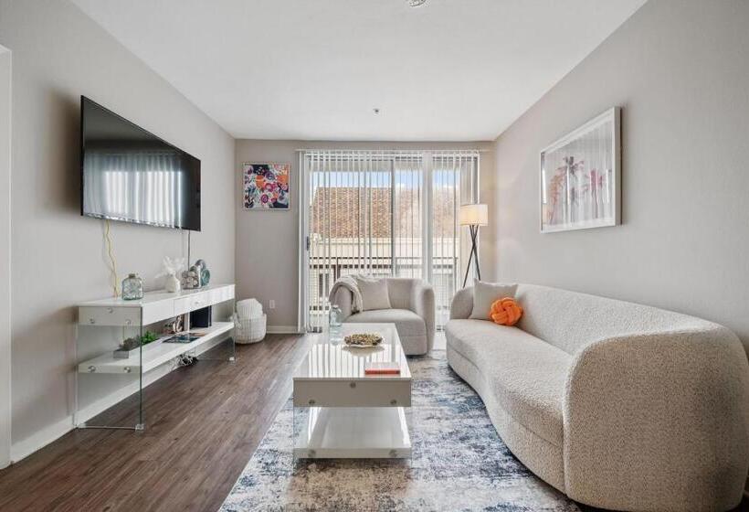 带2个卧室的公寓, Heart Of Santa Monica , Orange Pearl Condo