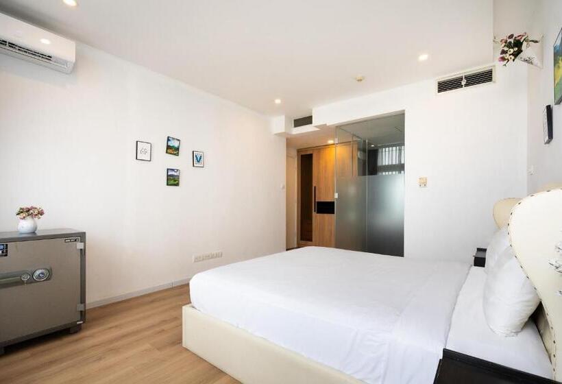 3 Bedroom Apartment, Tracy Ben Thanh Tower