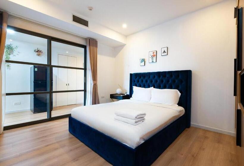 3 Bedroom Apartment, Tracy Ben Thanh Tower