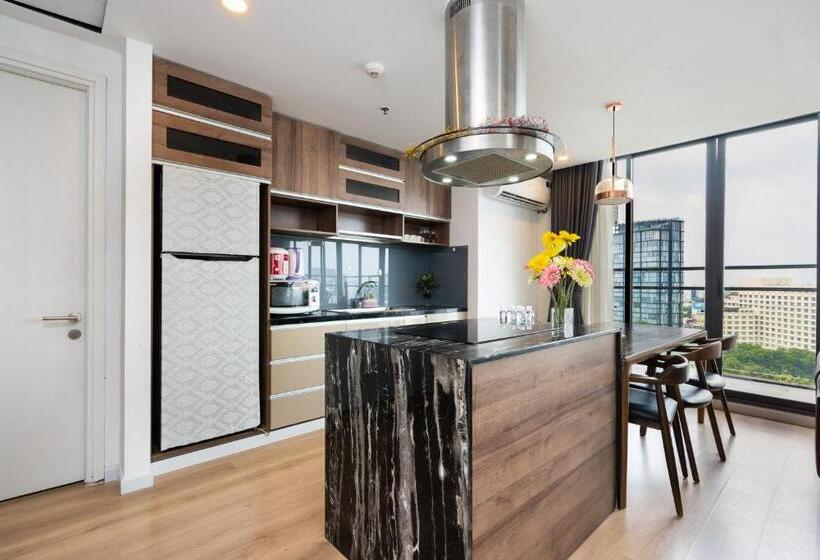3 Bedroom Apartment, Tracy Ben Thanh Tower