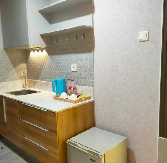Студия Стандарт, Newly Renovated Apartement @ Collins Boulevard