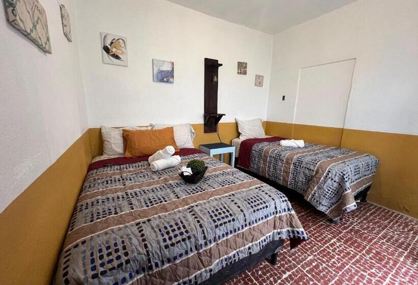 اتاق استاندارد سه نفره, Casa Del Viajero Antigua