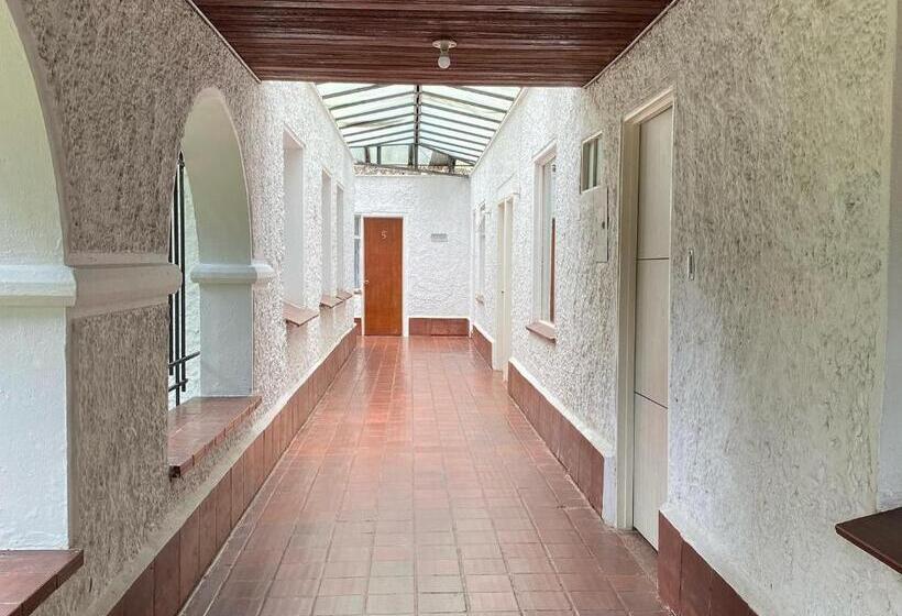 Номер Стандарт, Club Campestre El Bosque