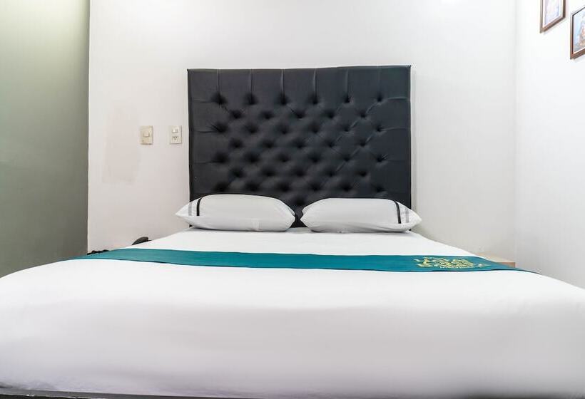 스탠다드 트리플 룸, Casa Botero Medellín