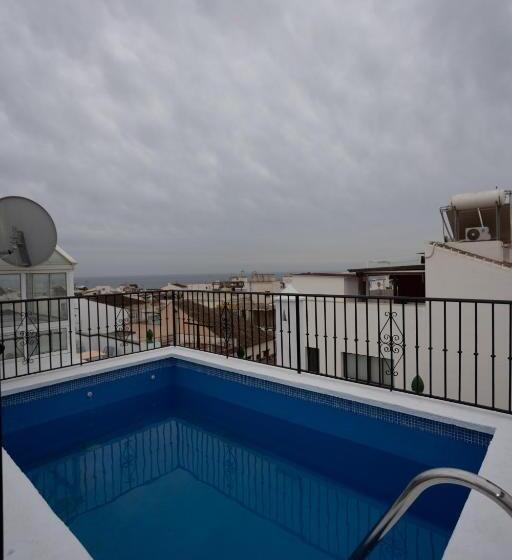 Номер Стандарт с Балконом, Naim Guest House Nerja