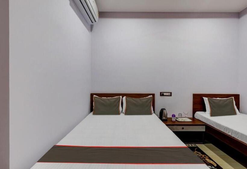 三人经典房间, Super Collection O Ashirbad Lodge