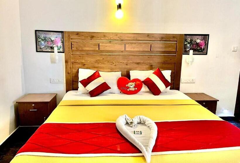 Номер Deluxe, Golden Leaf Munnar