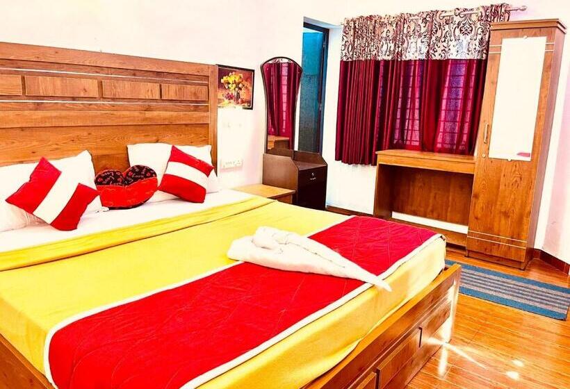 Номер Deluxe, Golden Leaf Munnar