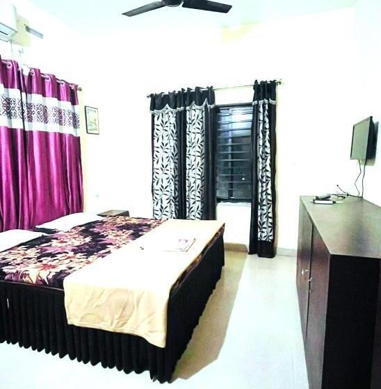 Номер Deluxe, Goroomgo Sriyansh Inn Puri
