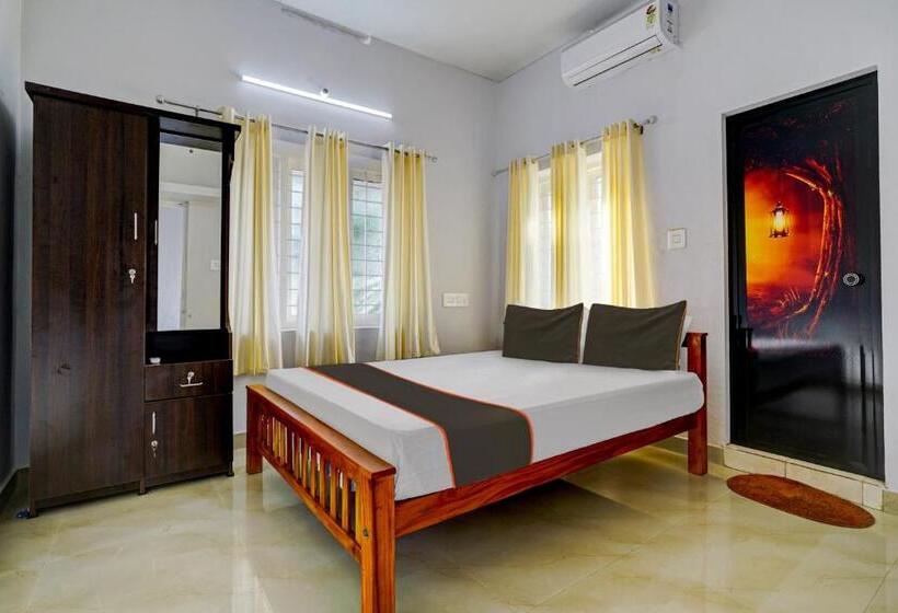 Номер Стандарт, Oyo Thaikkattukara Residency