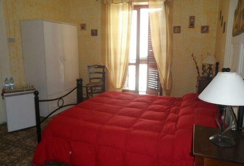 带共用浴室的标准房间, B&b Il Vecchio Messina