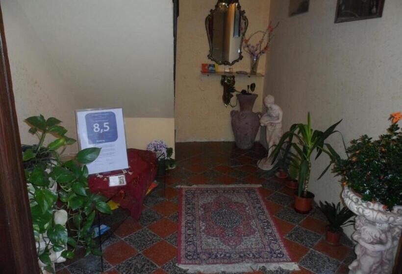 标准三人间共用浴室, B&b Il Vecchio Messina