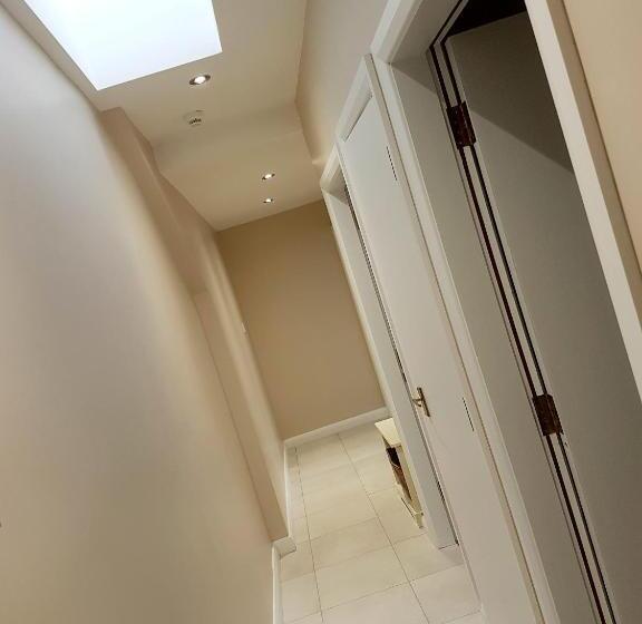 Апартаменты 2 Спальни, Belfast House