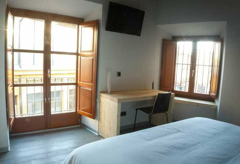 غرفة ديلوكس مزودة بشرفة, María Pacheco Hotel Boutique