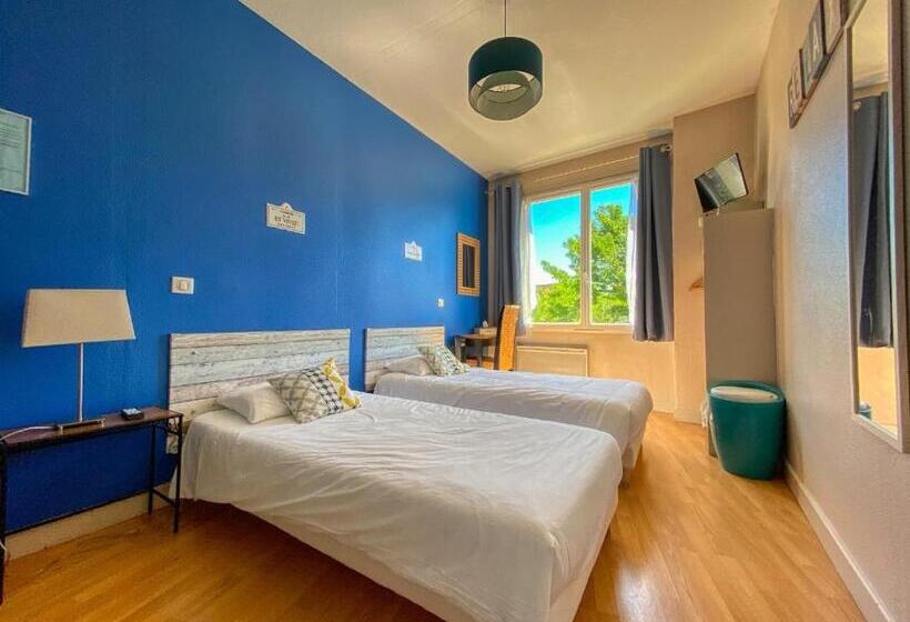 Номер Стандарт Вид на Сад, Hôtel Le P'tit Monde