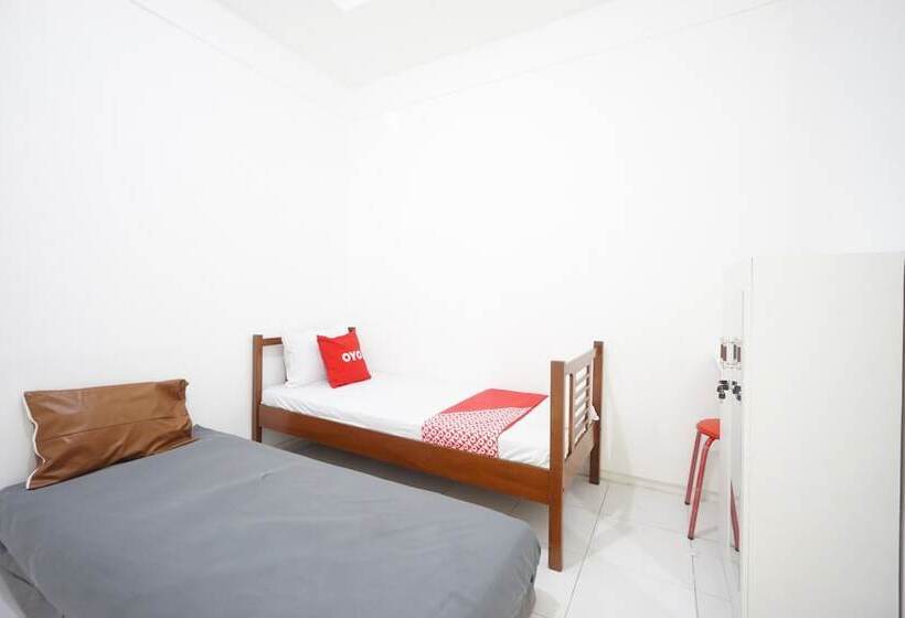 标准间, Homestay & Cafe Blessings Near Station Center Town Redpartner