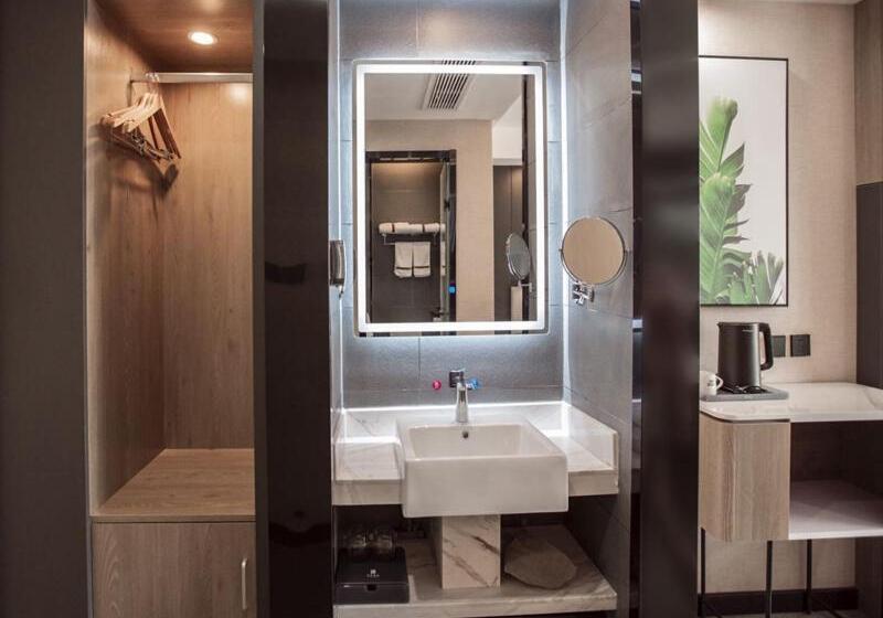اتاق کلاس بیزنس, Thank Inn Chain Hami Queen Sky Street