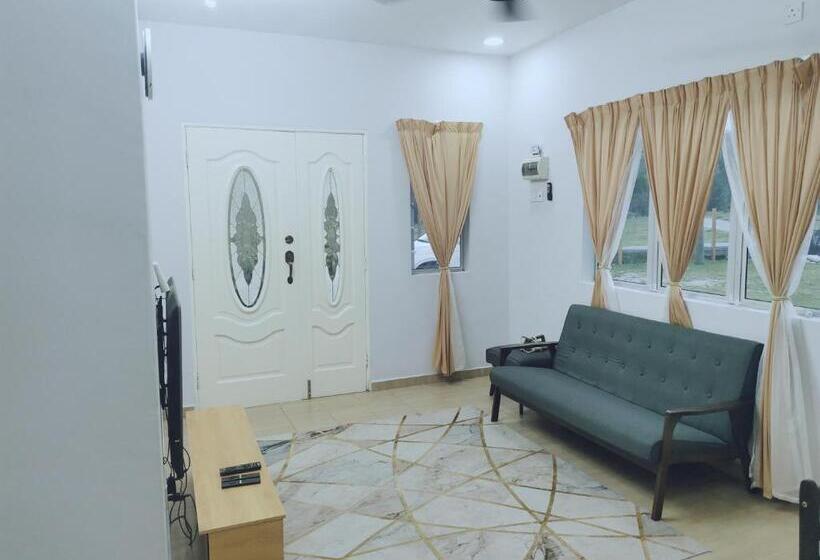 Трежместный Номер Economy, D Landai Budget Room Family