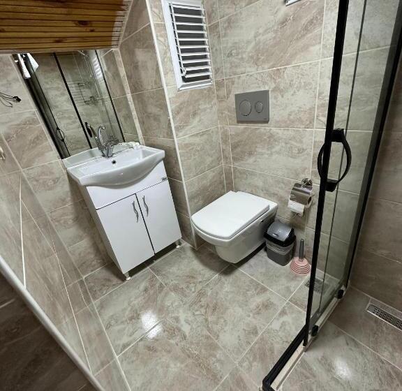 اتاق استاندارد سه نفره, Linnga Hotel & Suite