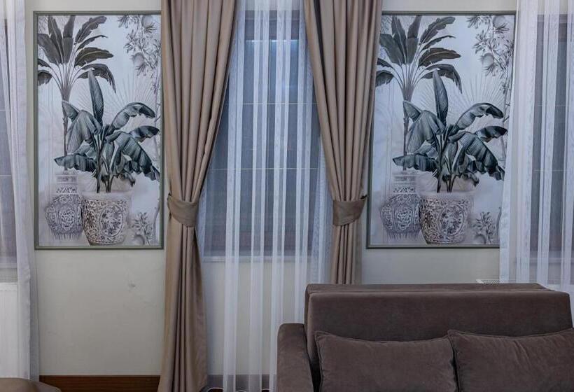 Deluxe Suite King Bed, Linnga Hotel & Suite
