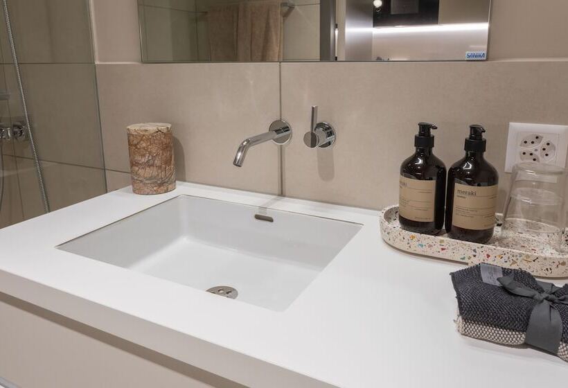 Студия Стандарт, Ariv Apartments Zug