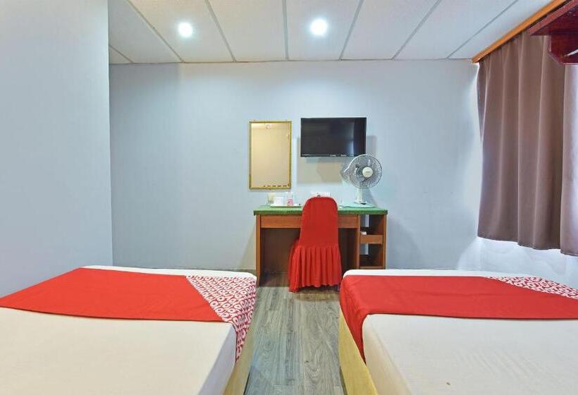 Номер Deluxe, Oyo 90846 Hotel Akasia