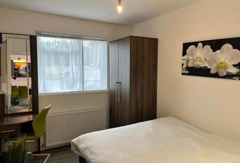 Номер Стандарт Индивидуальный, Pinewood Guest House