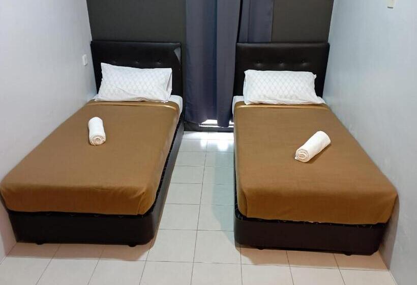 Номер Стандарт, D Layaran Kuantan Lpt Exit 833