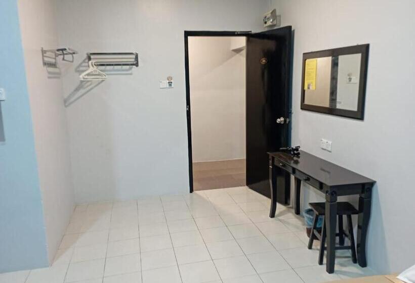 Номер Deluxe, D Layaran Kuantan Lpt Exit 833