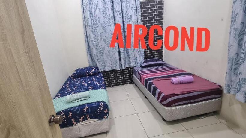Дом 3 Спальни, Homestay Di Jitra