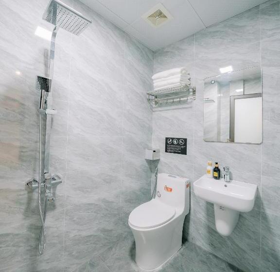اتاق استاندارد با تخت بزرگ, Napoli Hostel