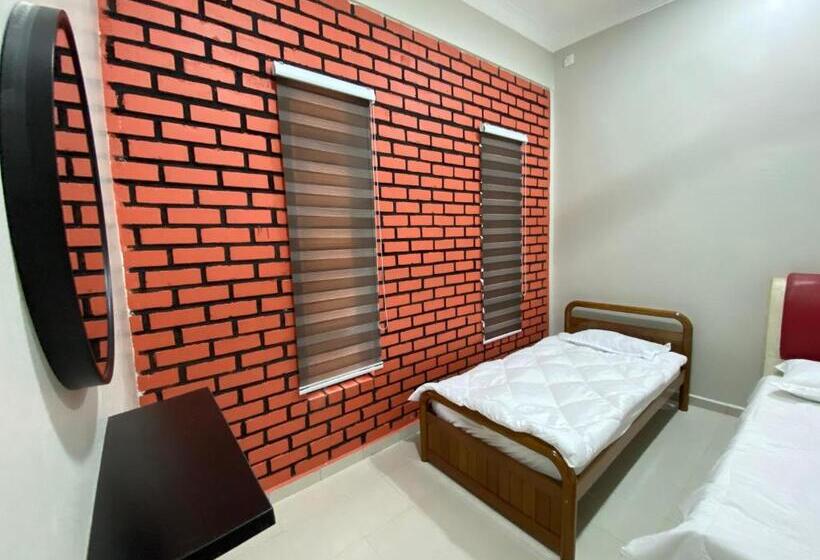 Номер Стандарт Трехместный, Sasuka Guesthouse