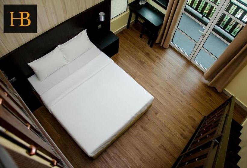 패밀리 룸, H Benjamin Residence