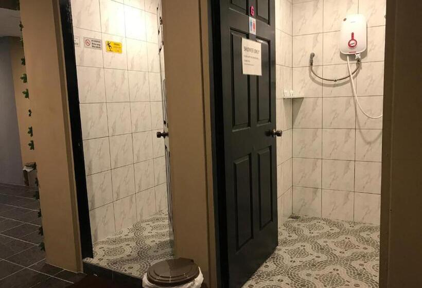 베이직 3인 룸, Nusantara Mattwaddien Hostel