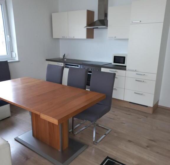 Апартаменты 1 Спальня, Ferienwohnung