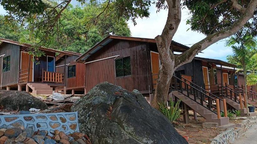 اتاق لوکس با بالکن, Salang Indah Tioman
