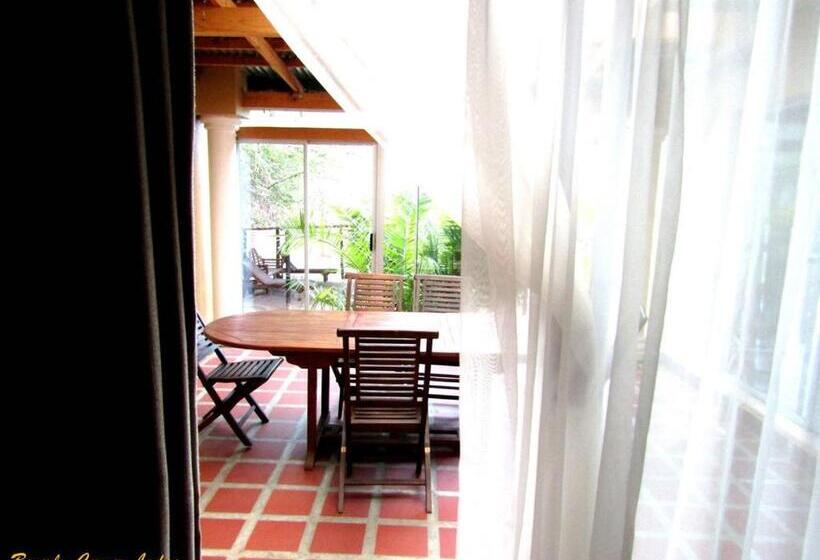 Стандартный Номер Кровать Кинг, Beverly Corner Lodge