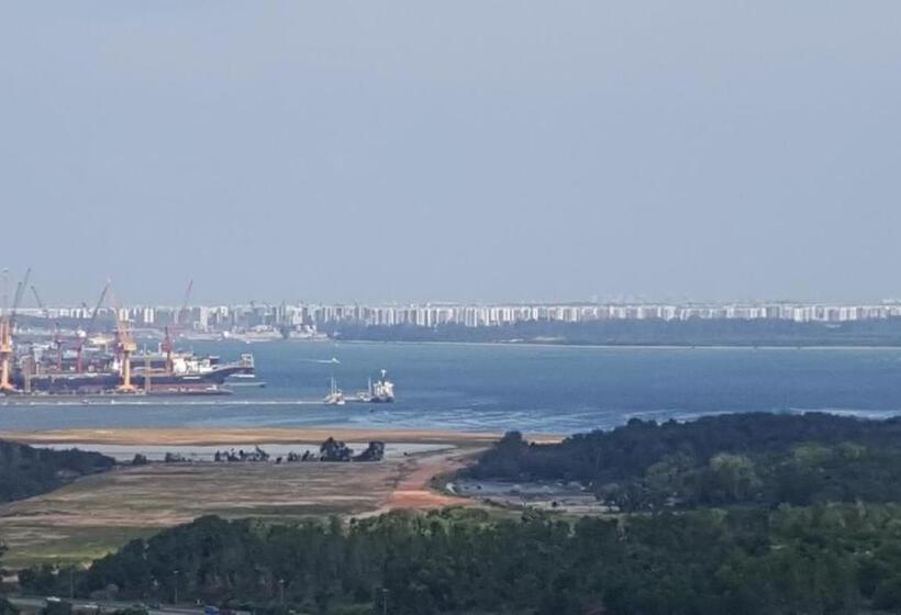 Студия Стандарт Вид на Море, D Calton Seaview Apartment